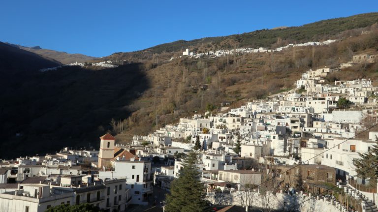 Die drei Alpujarra Dörfer  am Fuss des Mulhacéns - Pampaneira, Bubión und Capileira - sind ein beliebtes Ausflugsziel.