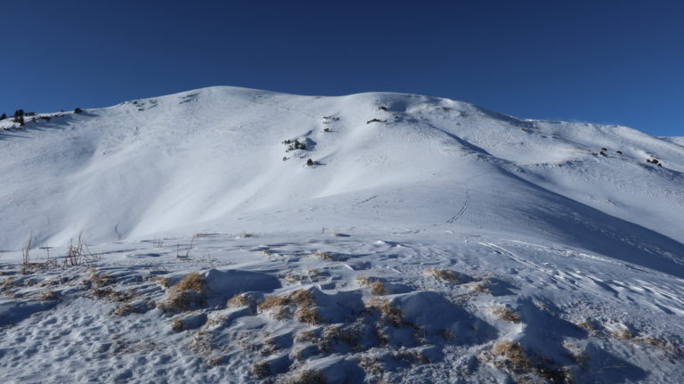 Abfahrt von der Tschugga zur Alp Folla