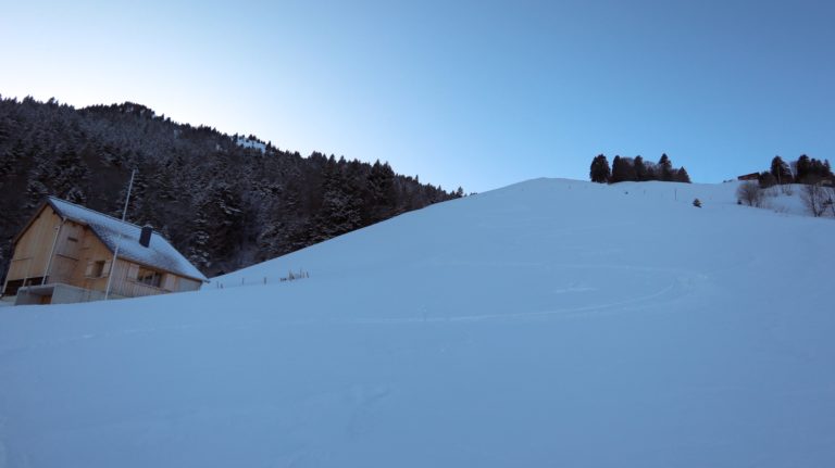 Tolle Abfahrt zum Skihaus Lanaberg...