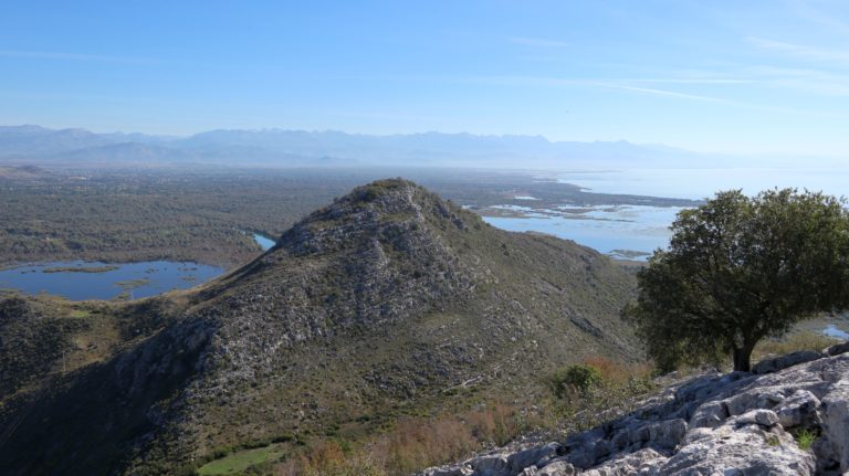 Blick zum kleinen Bruder Kosmač