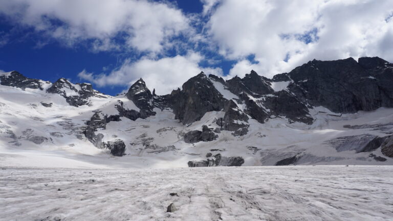 Auf dem Fornogletscher, Rückblick auf die "Torrones"