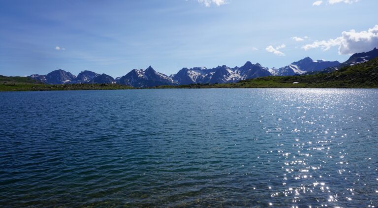 Laghi Boden, im Hintergrund Gipfel der Leone-Gruppe