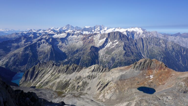 Blick Richtung Finsteraarhorn