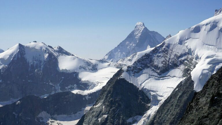 Matterhorn - etwas versteckt hinter dem Grand Cornier