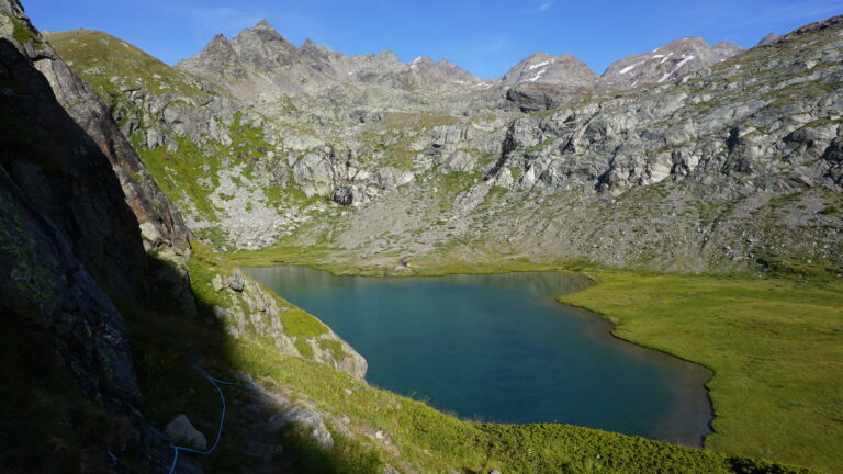 Abstieg vom Rifugio Deffeyes zum Lago Inferiore del Ruitor