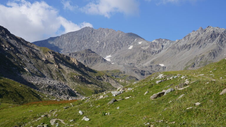 Pointe de la Sana - unverkennbare wuchtige Felspyramide