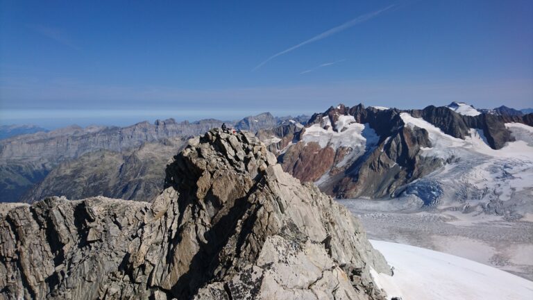 Blick vom Hauptgipfel zum Nordgipfel