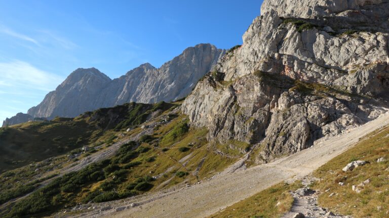 Weg zur Dachstein-Südwand-Hütte