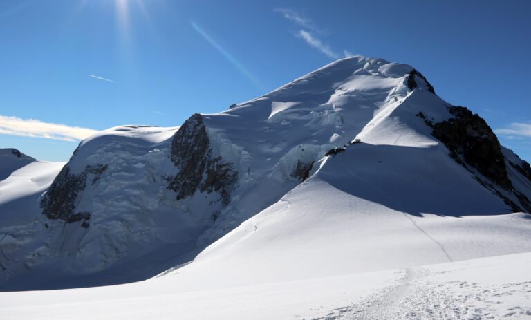 Blick vom Dôme du Goûter zum Mont Blanc