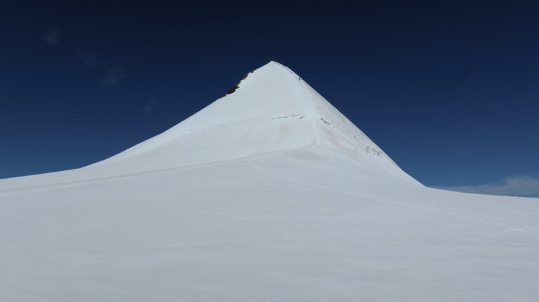 Liskamm Ostflanke vom Lisjoch aus gesehen