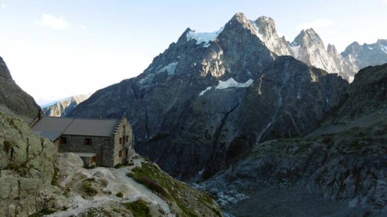 Refuge du Glacier Blanc