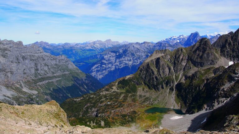 Abstieg vom Graw Stock zum Obersee