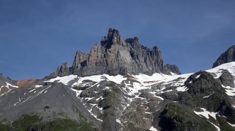 Gross Spannort vom Höhenweg zum Stäuber Wasserfall aus gesehen