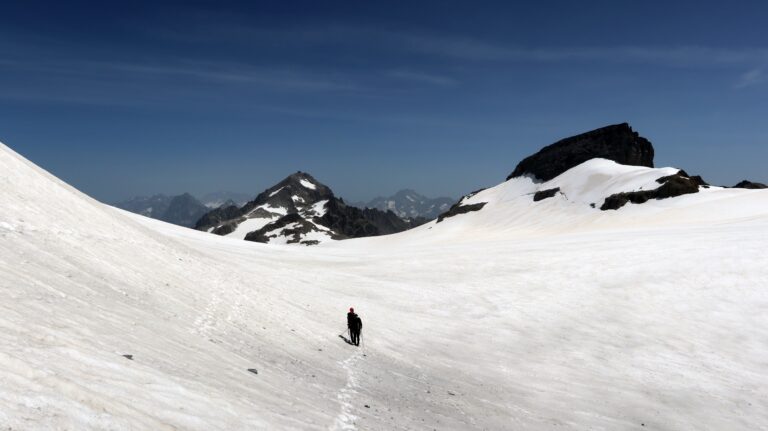 Rückweg auf dem "Glatt Firn" mit Blick zum Krönten