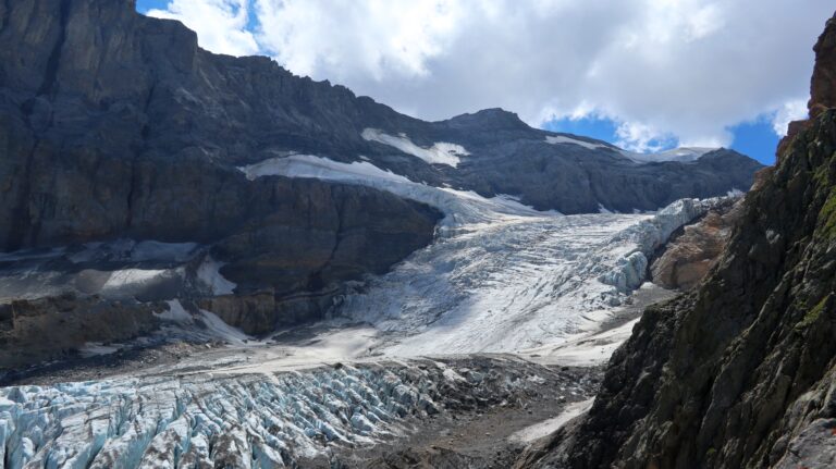 Blick von der Grünhornhütte zum Bifertengletscher