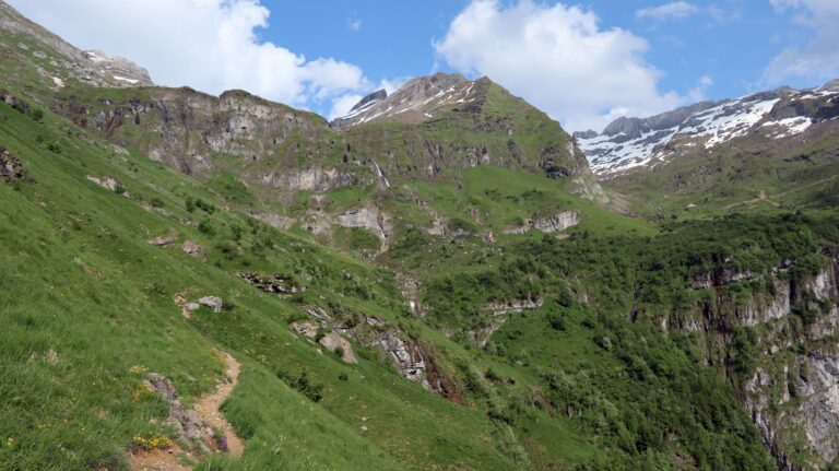 Querung oberhalb der Wasserfälle