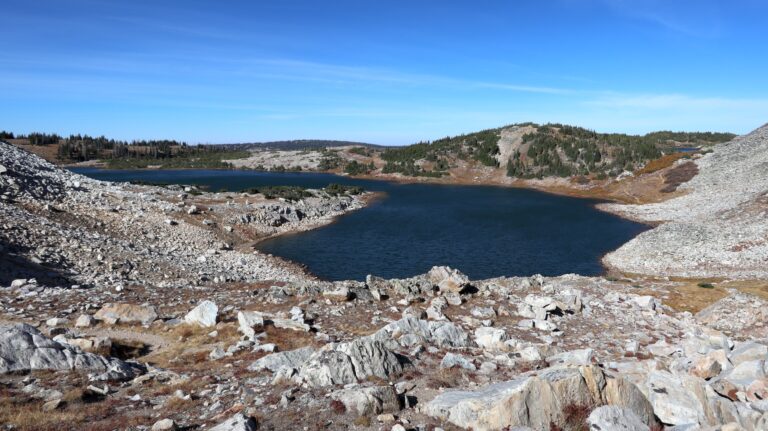 In der "Gap", Blick auf den North Gap Lake