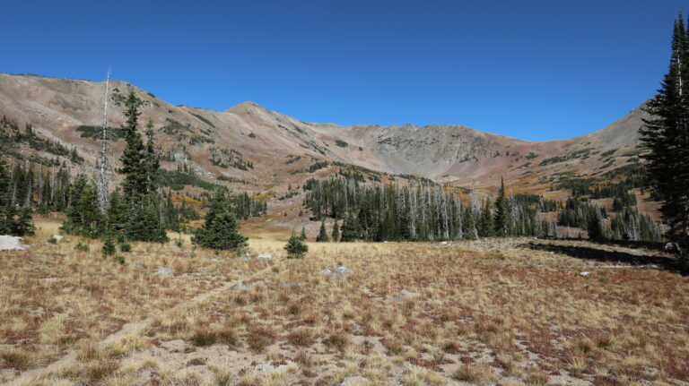 Auf dem Weg zum Red Dirt Pass