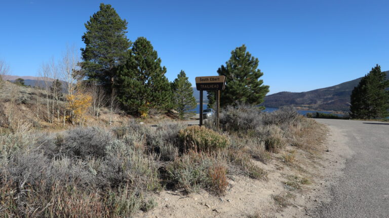 Der untere South Elbert Trailhead, der eigentlich auf der Ostseite des Berges liegt.