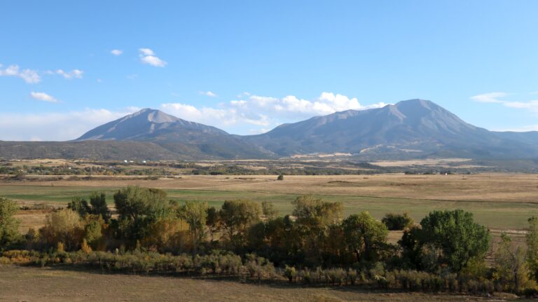 East und West Spanish Peak sind zwei freistehende Gipfel im Süden Colorados.